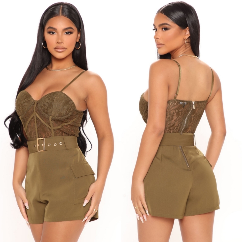 ⭐️NWT⭐️ FashionNova - Lace Romper